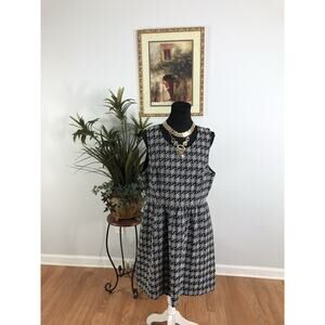 Crown & Ivy Woman Dress 14 Sleeveless Boho Fairy Core Dark Academia Pleated Zip